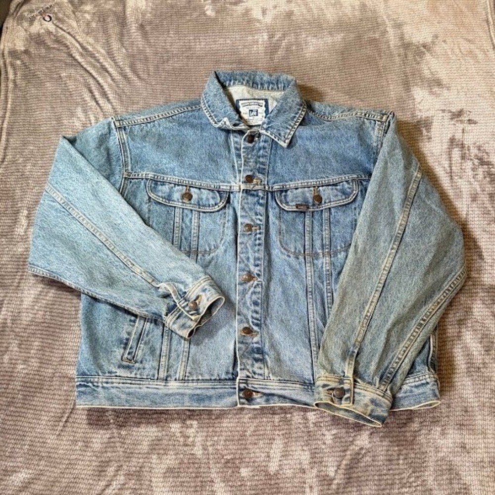 Vintage Lee Denim Collection Trucker Jacket Light Wash Blue Cotton XL 71075